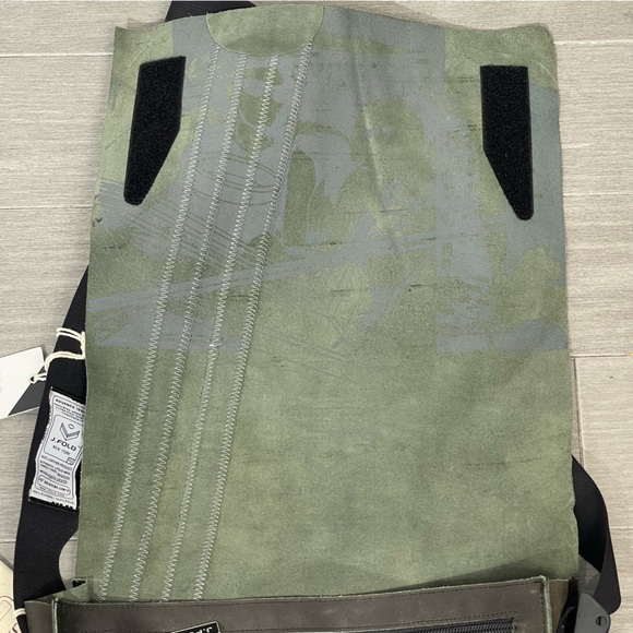 NWT J.FOLD Men’s Messenger Bag SHOULDERED Brown Leather Crossbody White Stripe - Picture 13 of 16